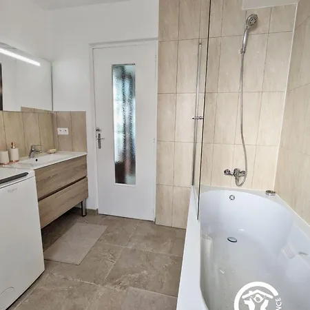 Vakantiehuis Du Lavoir, 8 Personnes