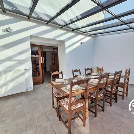 Vakantiehuis Du Lavoir, 8 Personnes *