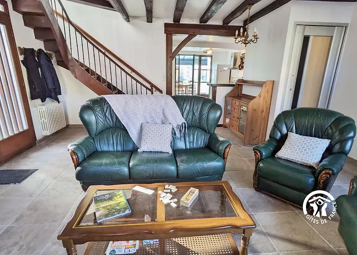 Du Lavoir, 8 Personnes Chammes