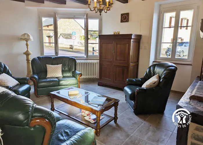 Du Lavoir, 8 Personnes בית נופש