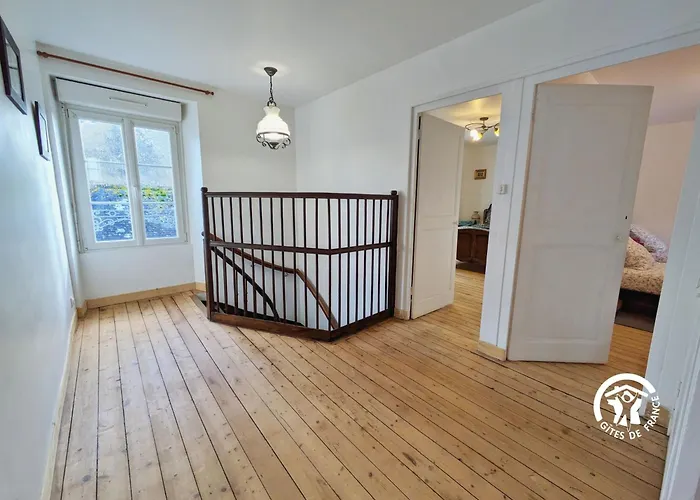 Du Lavoir, 8 Personnes