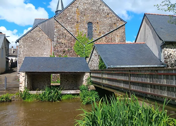 Du Lavoir, 8 Personnes * Chammes