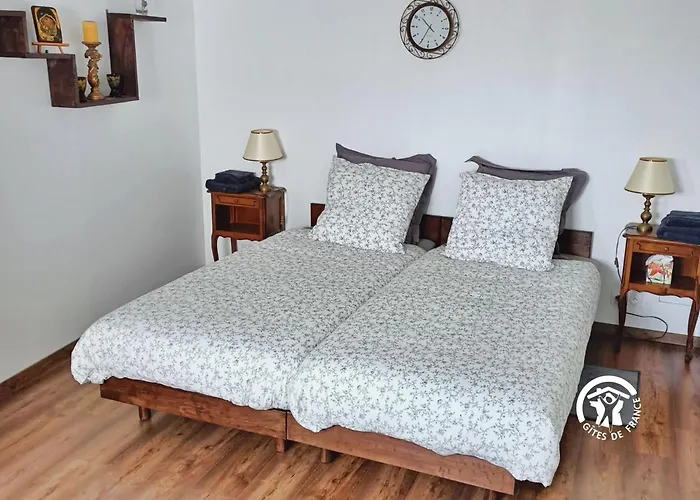 Du Lavoir, 8 Personnes בית נופש