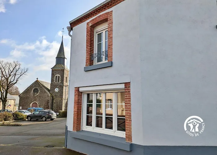 Du Lavoir, 8 Personnes Chammes